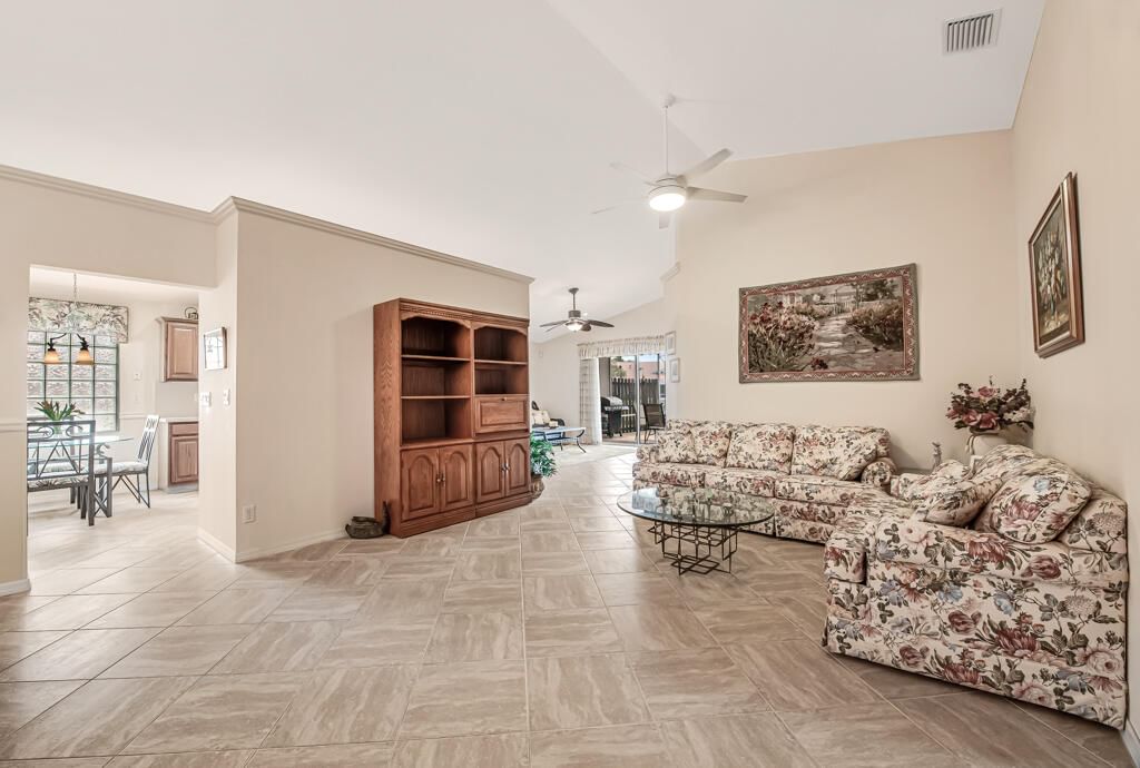 8294 Duomo Circle, Boynton Beach, FL 33472 photo 3
