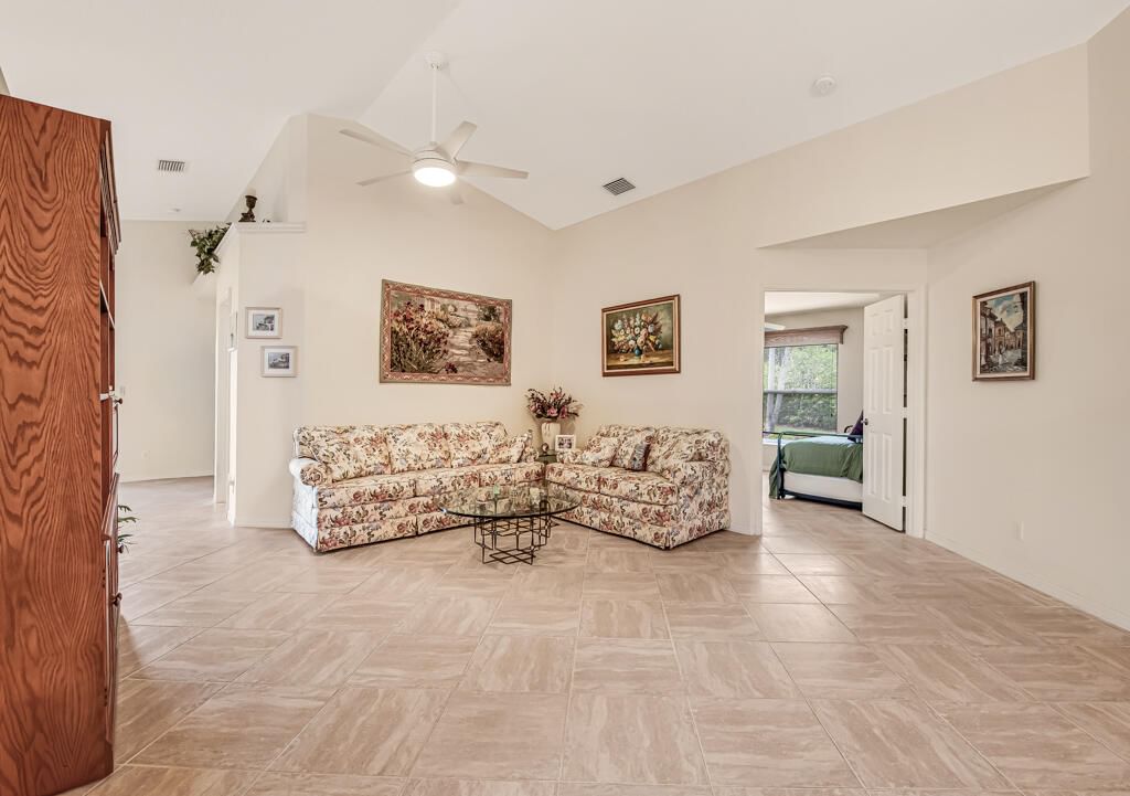 8294 Duomo Circle, Boynton Beach, FL 33472 photo 4