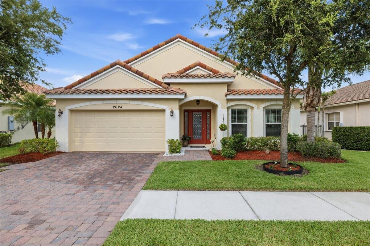 2024 Albany Terrace SW, Vero Beach, FL 32968 photo 2