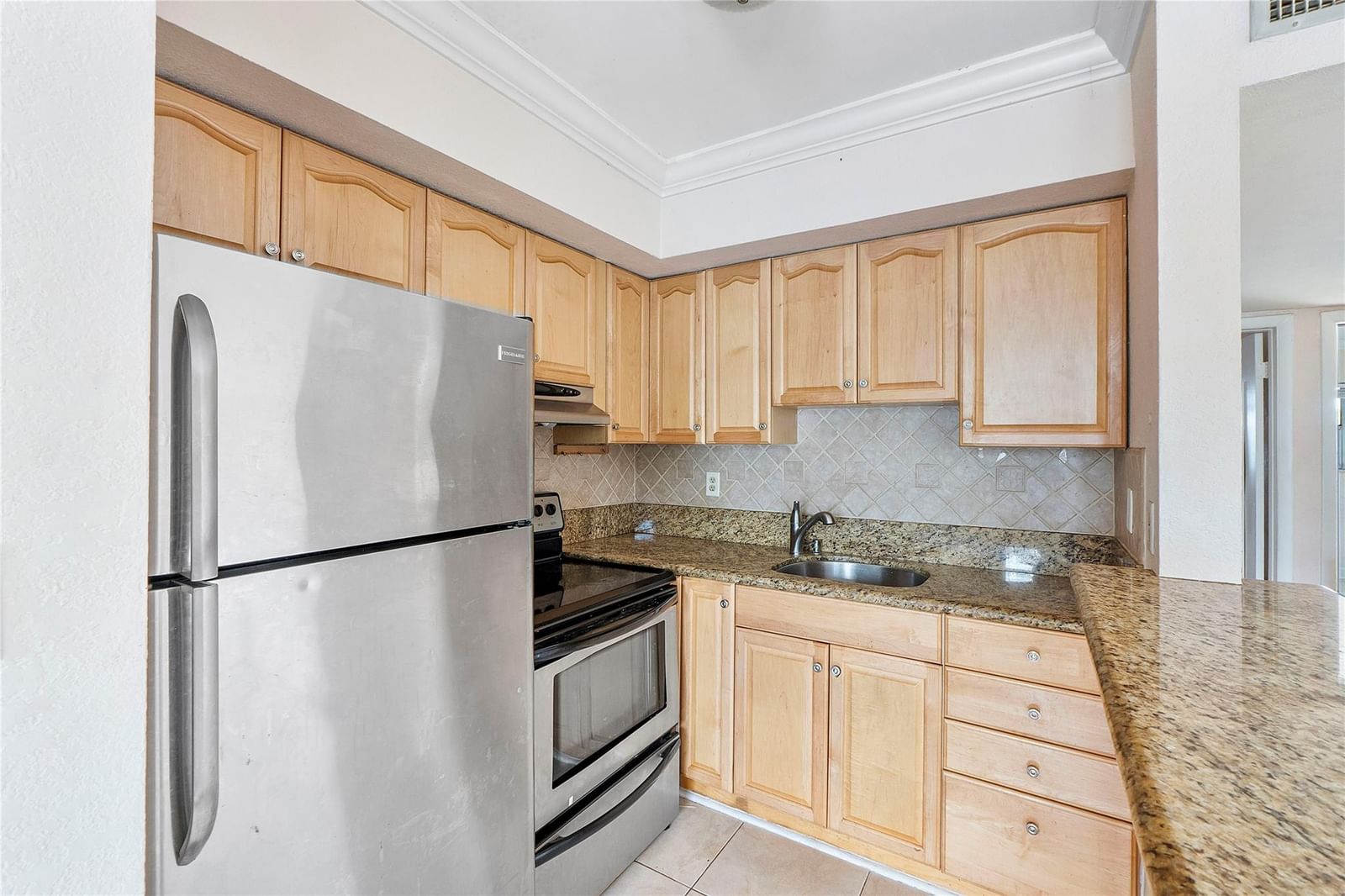 4050 NE 12th Terrace #39-2, Oakland Park, FL 33334 photo 4