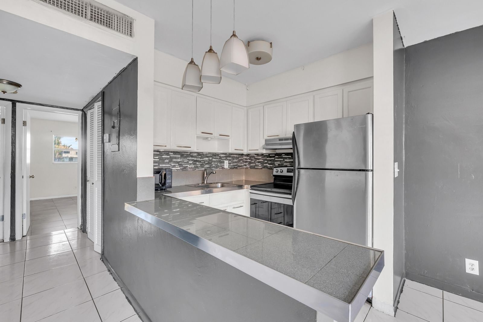 4050 NE 12th Terrace #38, Oakland Park, FL 33334 photo 4