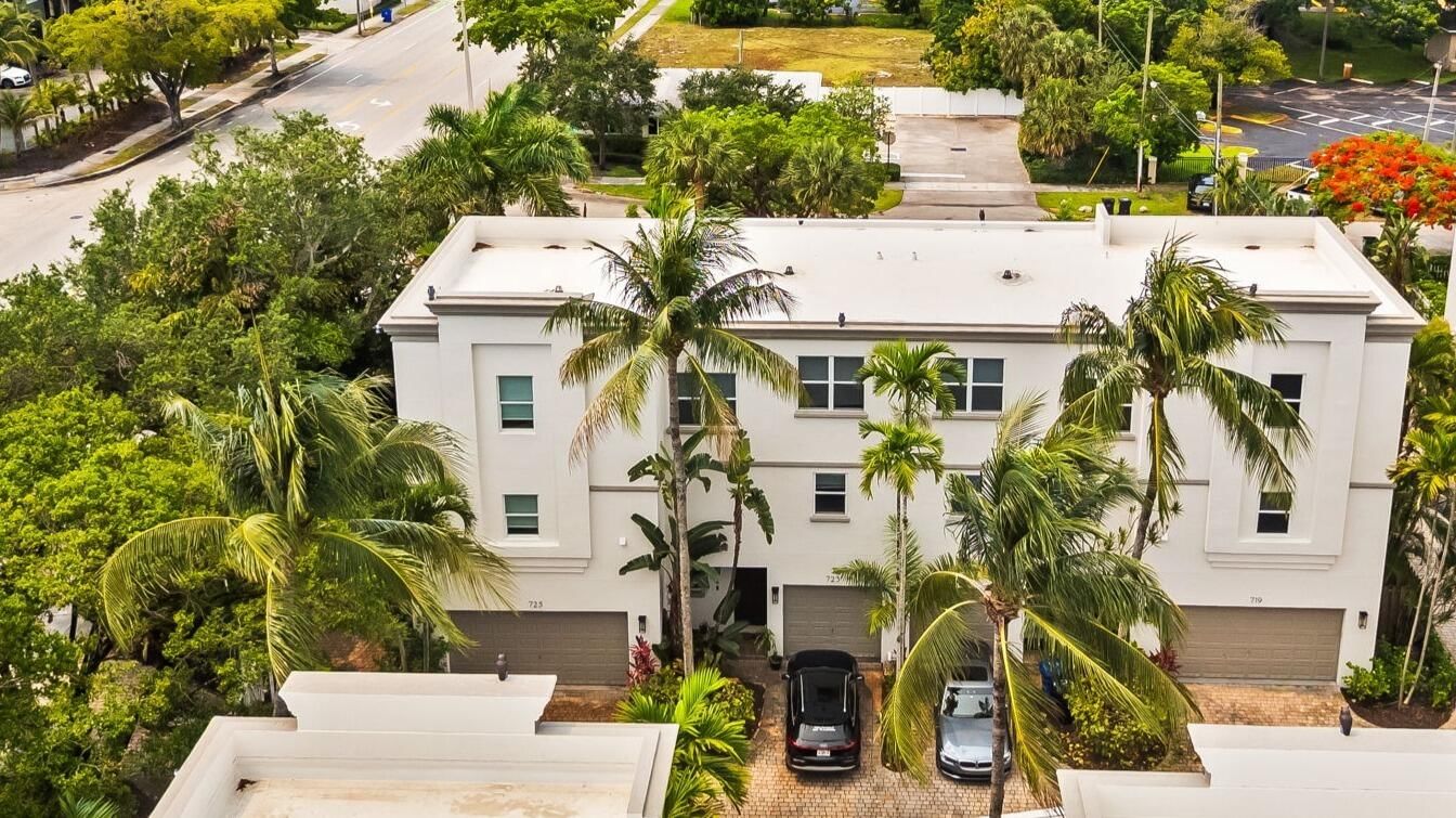 725 SW 4th Avenue, Fort Lauderdale, FL 33315 photo 4