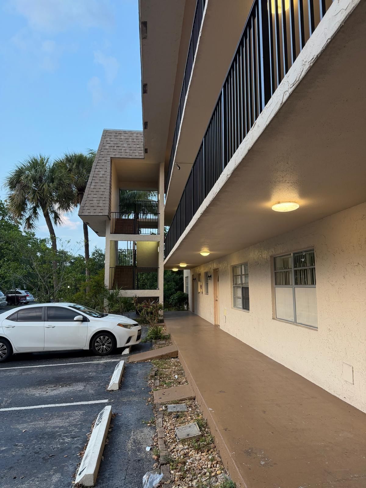 615 S State Road 7 #1d, Margate, FL 33068