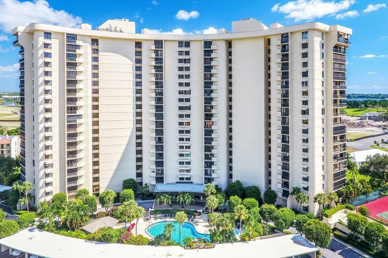 2450 Presidential Way #1405, West Palm Beach, FL 33401 photo 2