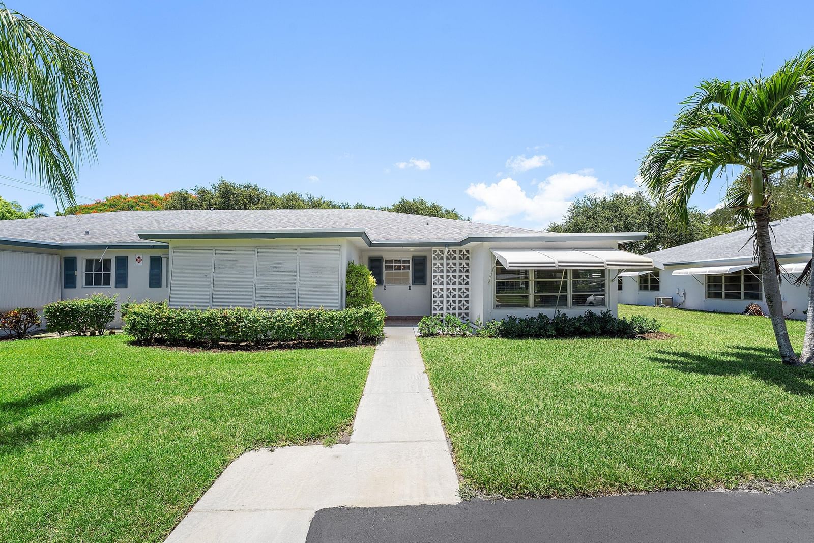 1210 S Drive Circle #D, Delray Beach, FL 33445 photo 2