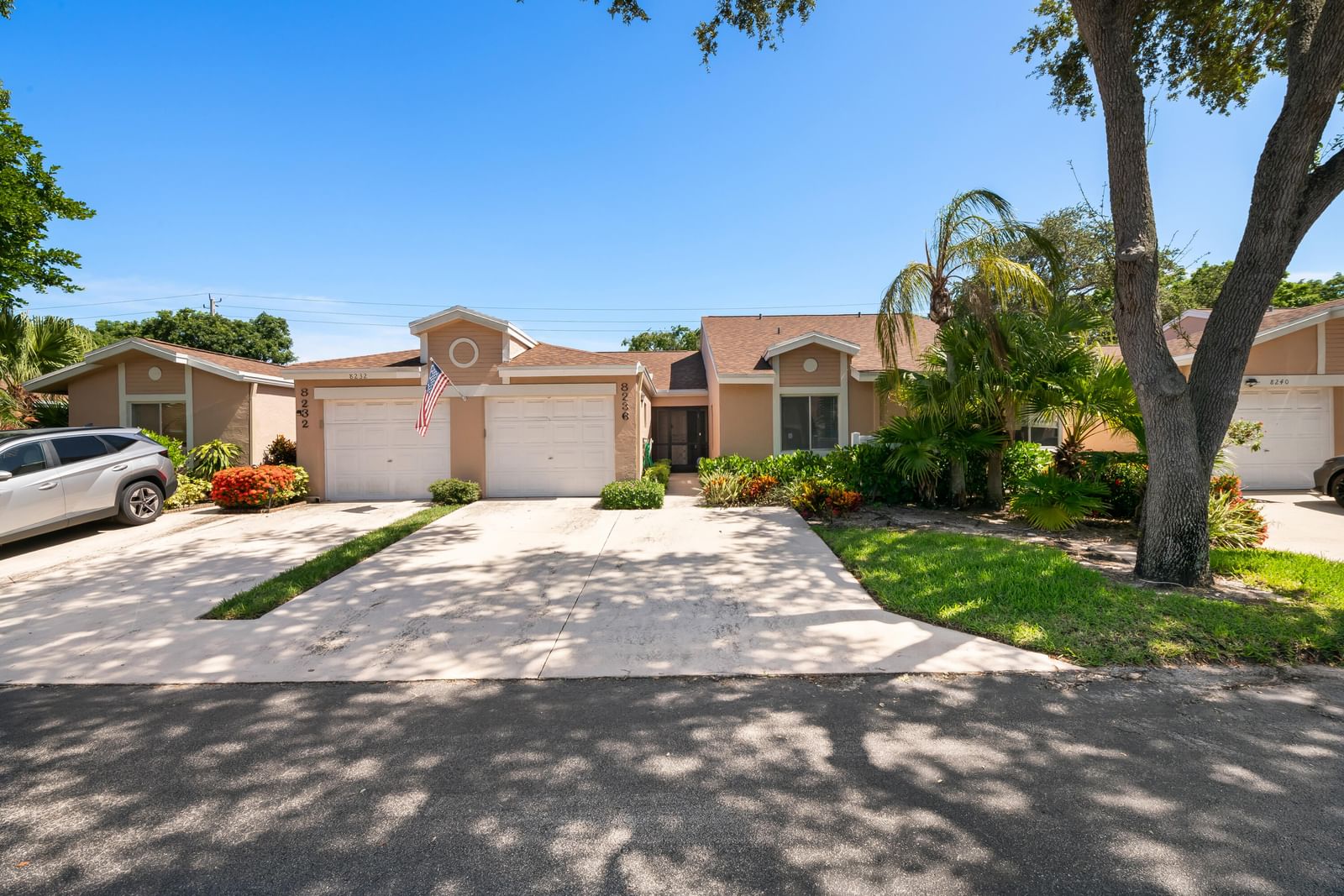 8236 Summerbreeze Lane, Boca Raton, FL 33496 photo 2