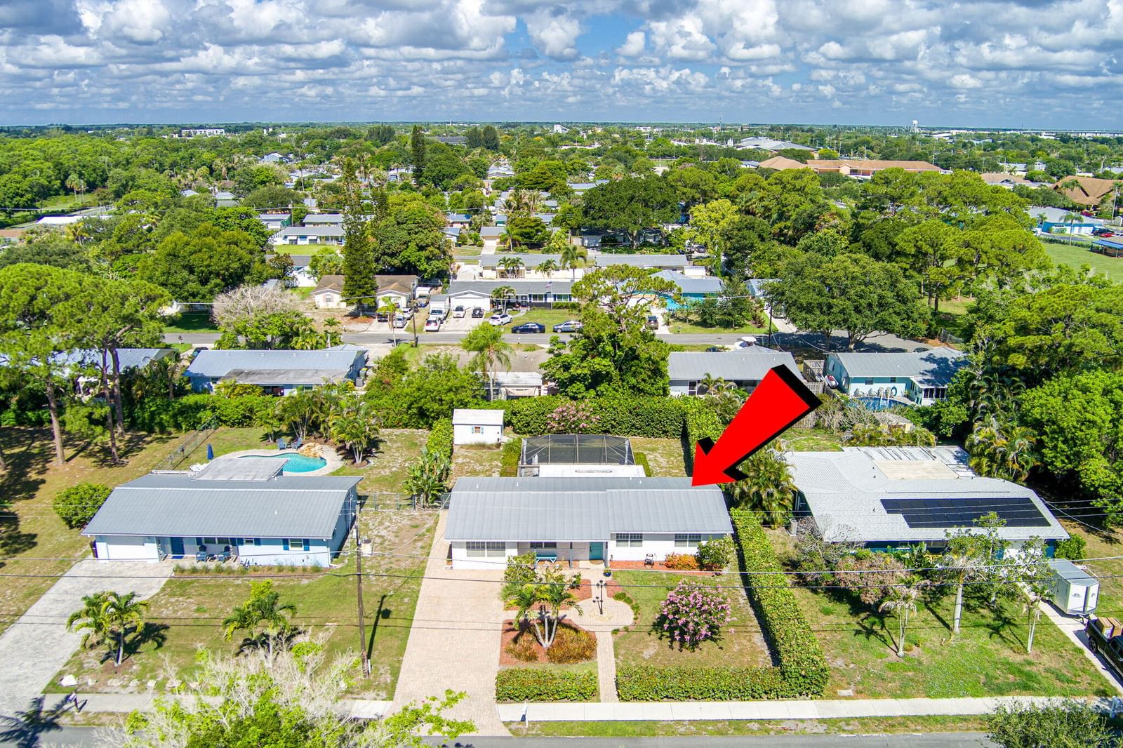 1252 SE Madison Avenue, Stuart, FL 34996 photo 4