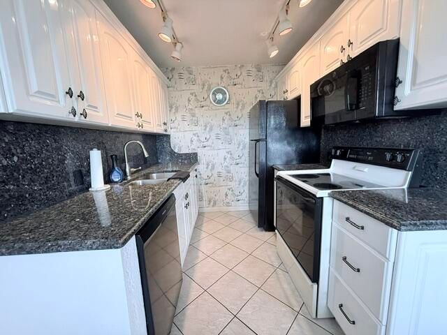 4065 Harwood E, Deerfield Beach, FL 33442 photo 2