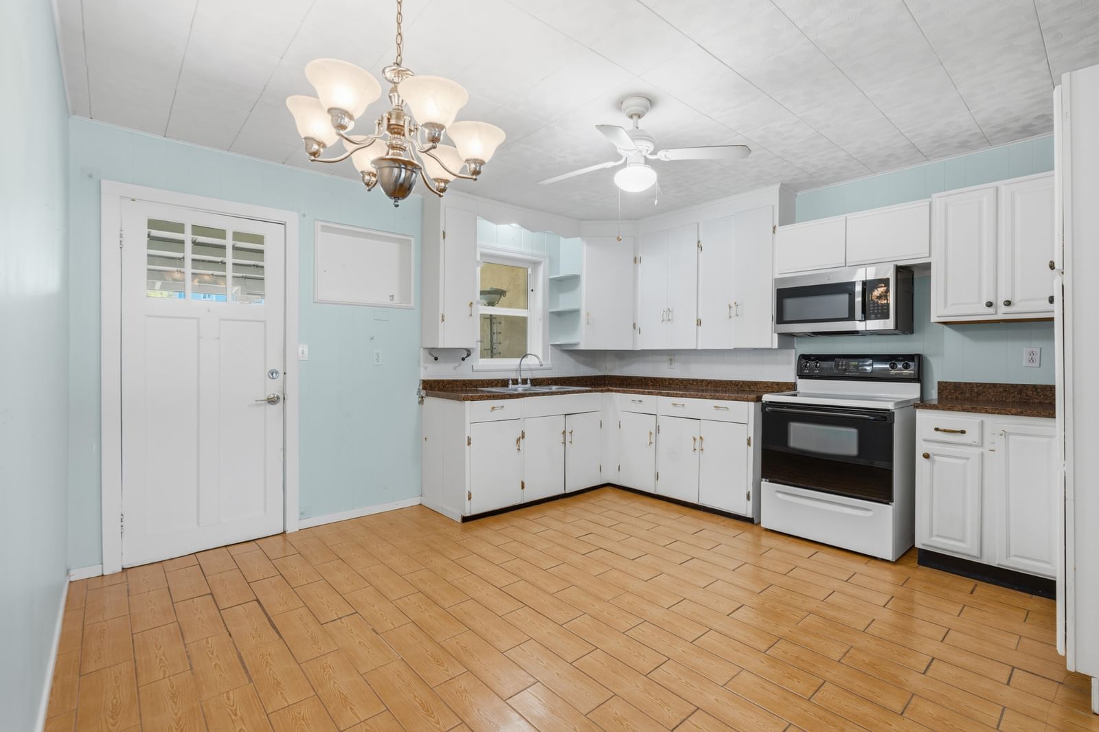 1404 Binney Drive, Fort Pierce, FL 34949 photo 5