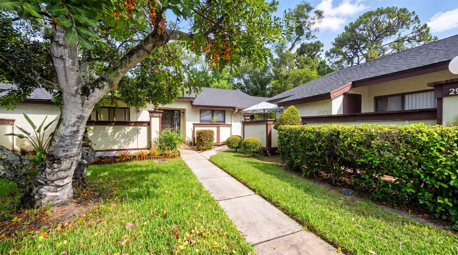 291 Amber Court, Royal Palm Beach, FL 33411 photo 2