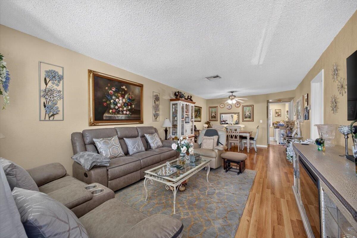 55 SE 14th Street #206, Boca Raton, FL 33432 photo 3