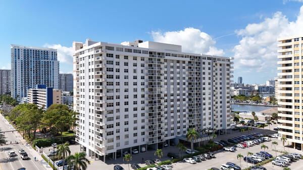1849 S Ocean Drive #802, Hallandale Beach, FL 33009 photo 2