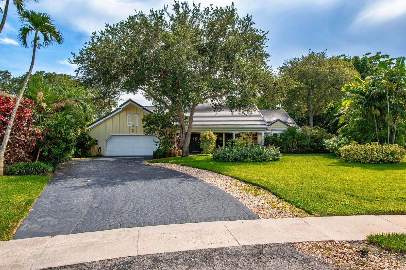 6962 S Grande Drive, Boca Raton, FL 33433 photo 4