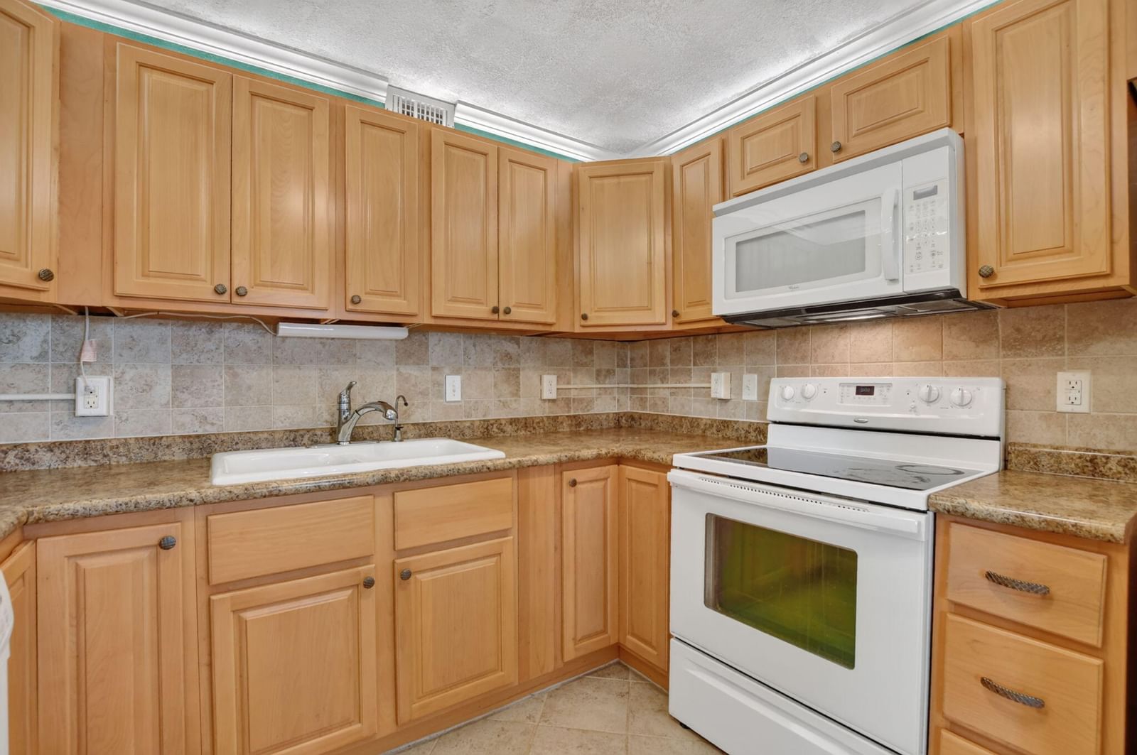2049 Ventnor O Crescent #2049, Deerfield Beach, FL 33442 photo 4