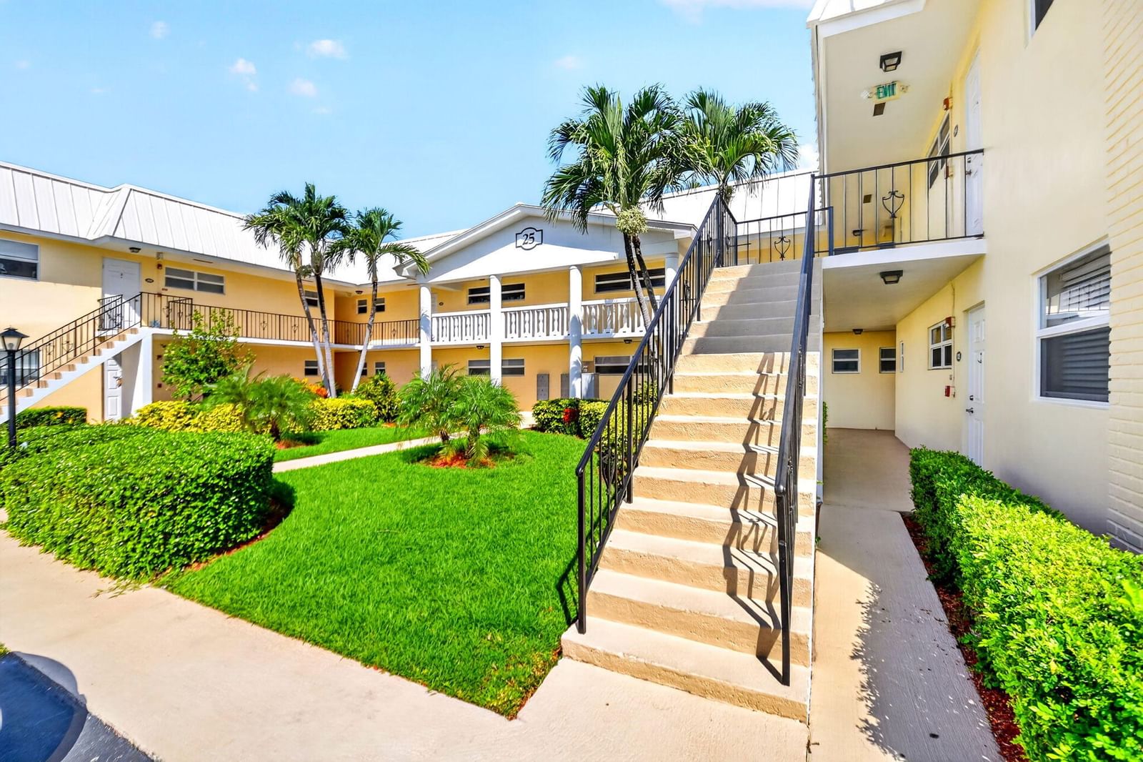 25 Colonial Club Drive #205, Boynton Beach, FL 33435 photo 2
