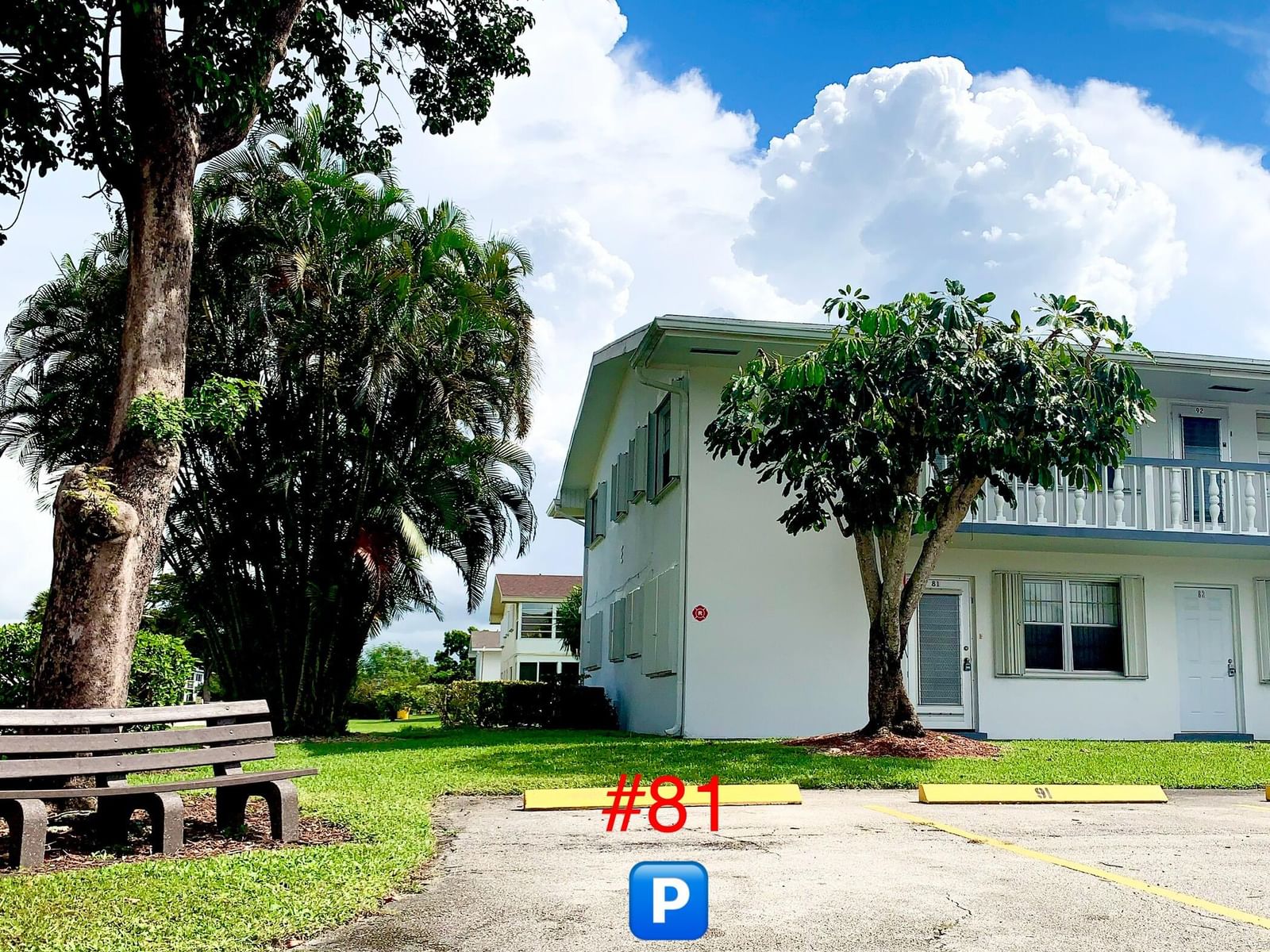 81 Kingswood E, West Palm Beach, FL 33417 photo 3