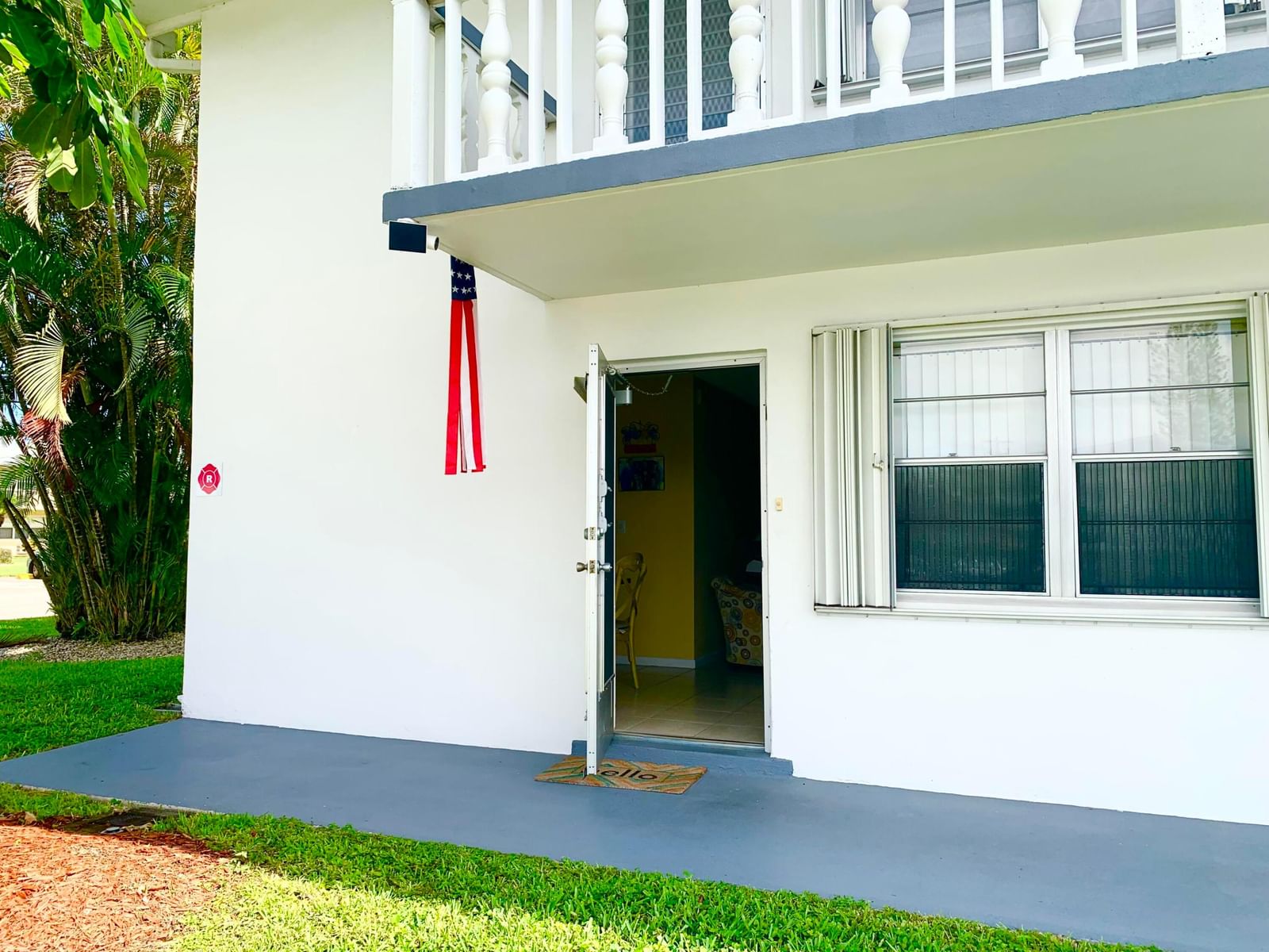 81 Kingswood E, West Palm Beach, FL 33417 photo 4