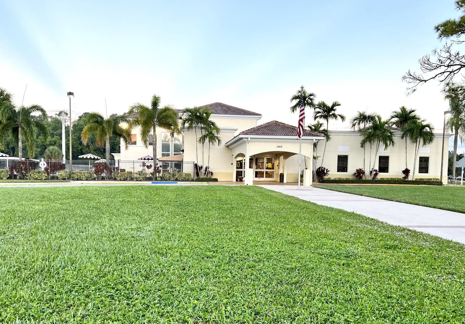 229 Dorchester J, West Palm Beach, FL 33417 photo 5