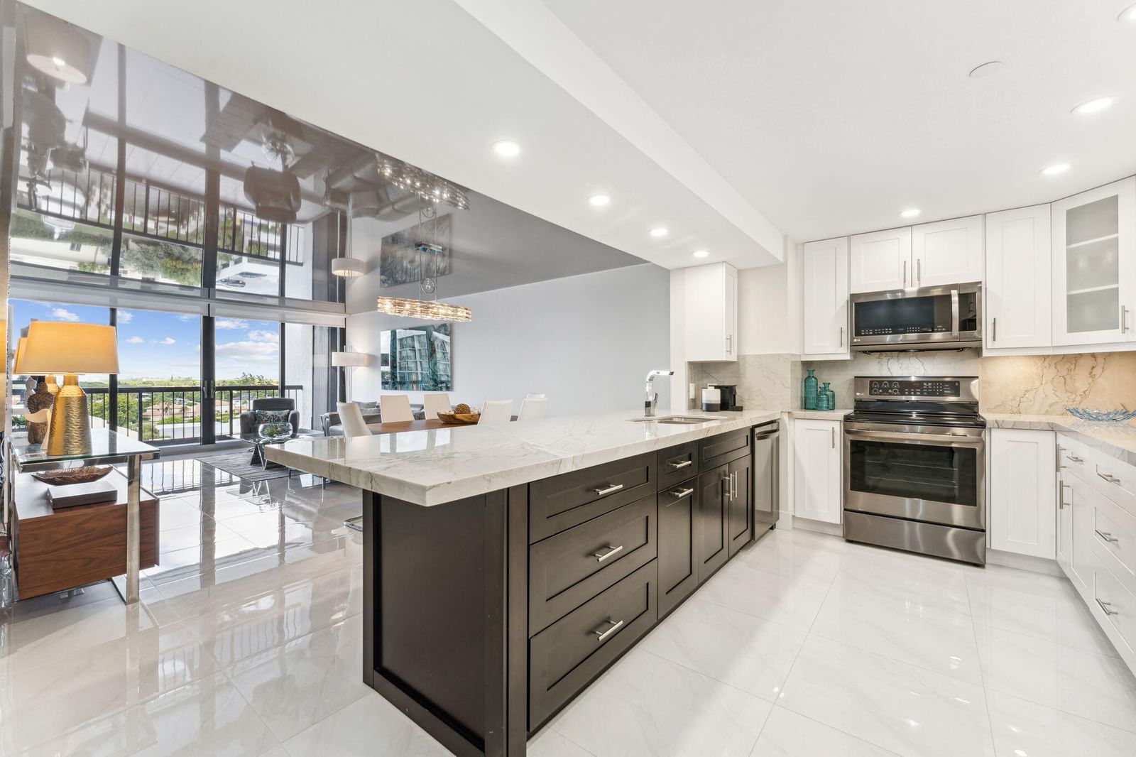 4748 S Ocean Boulevard ##806, Highland Beach, FL 33487 photo 5