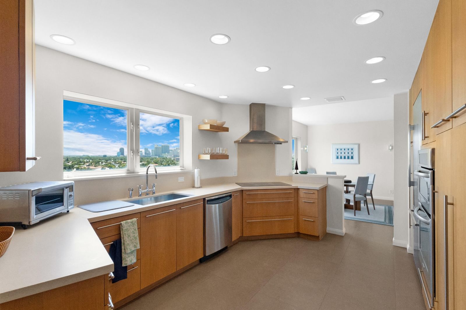 333 Sunset Drive #908, Fort Lauderdale, FL 33301 photo 5
