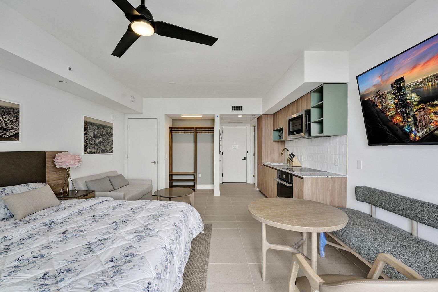 601 NE 1st Avenue #4712, Miami, FL 33132 photo 4