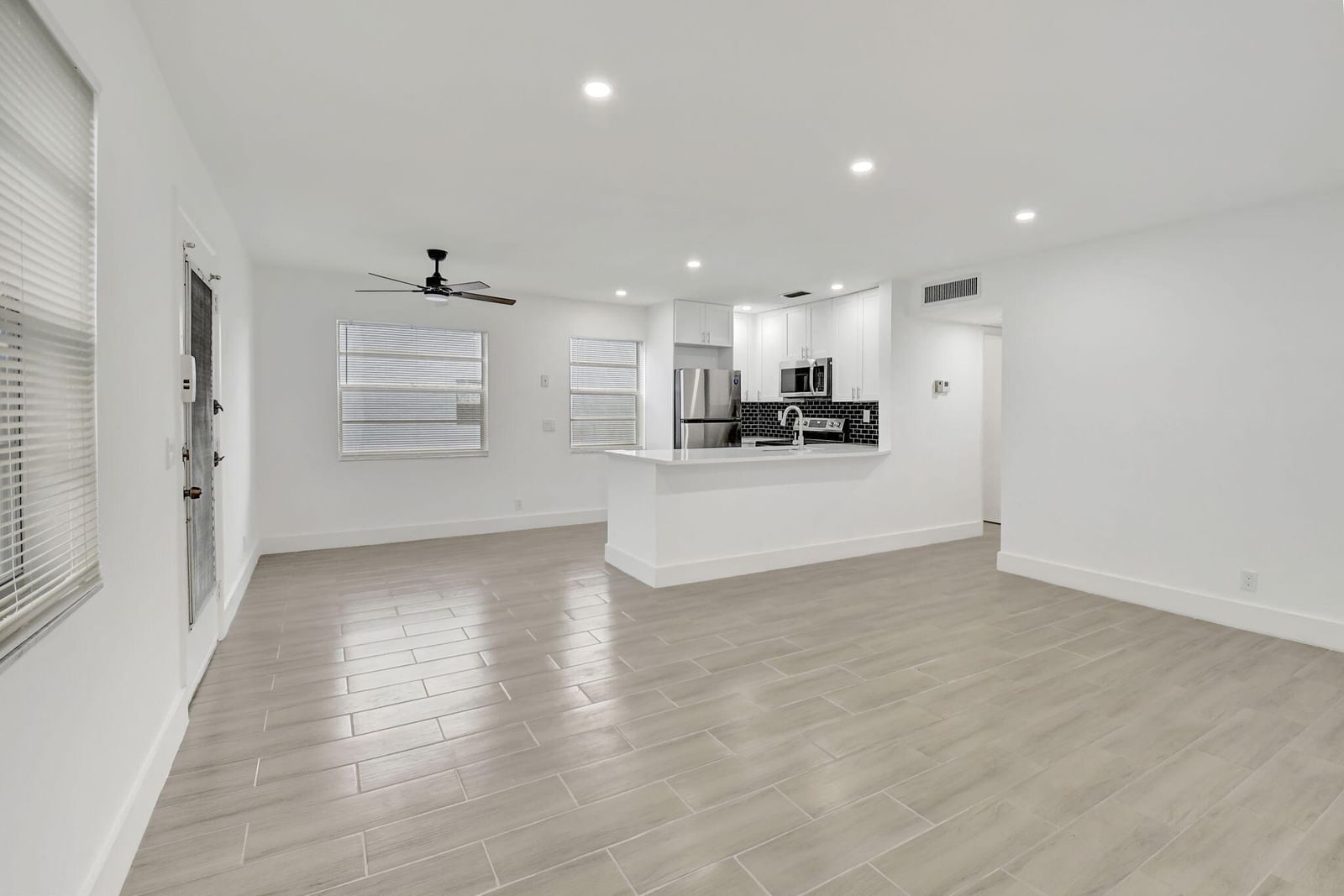 126 Burgundy #C, Delray Beach, FL 33484 photo 5