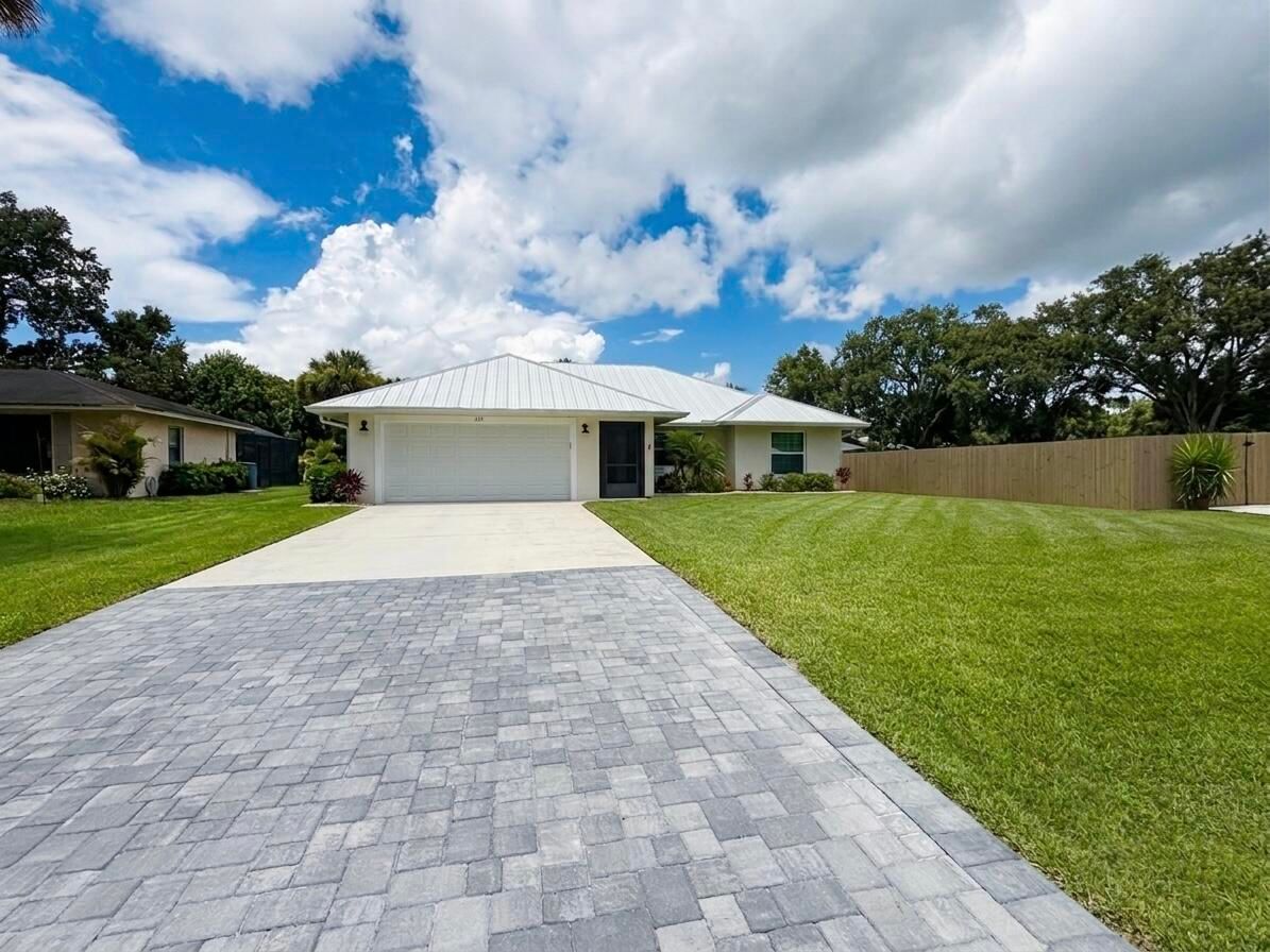 1133 37th Avenue SW, Vero Beach, FL 32968 photo 5