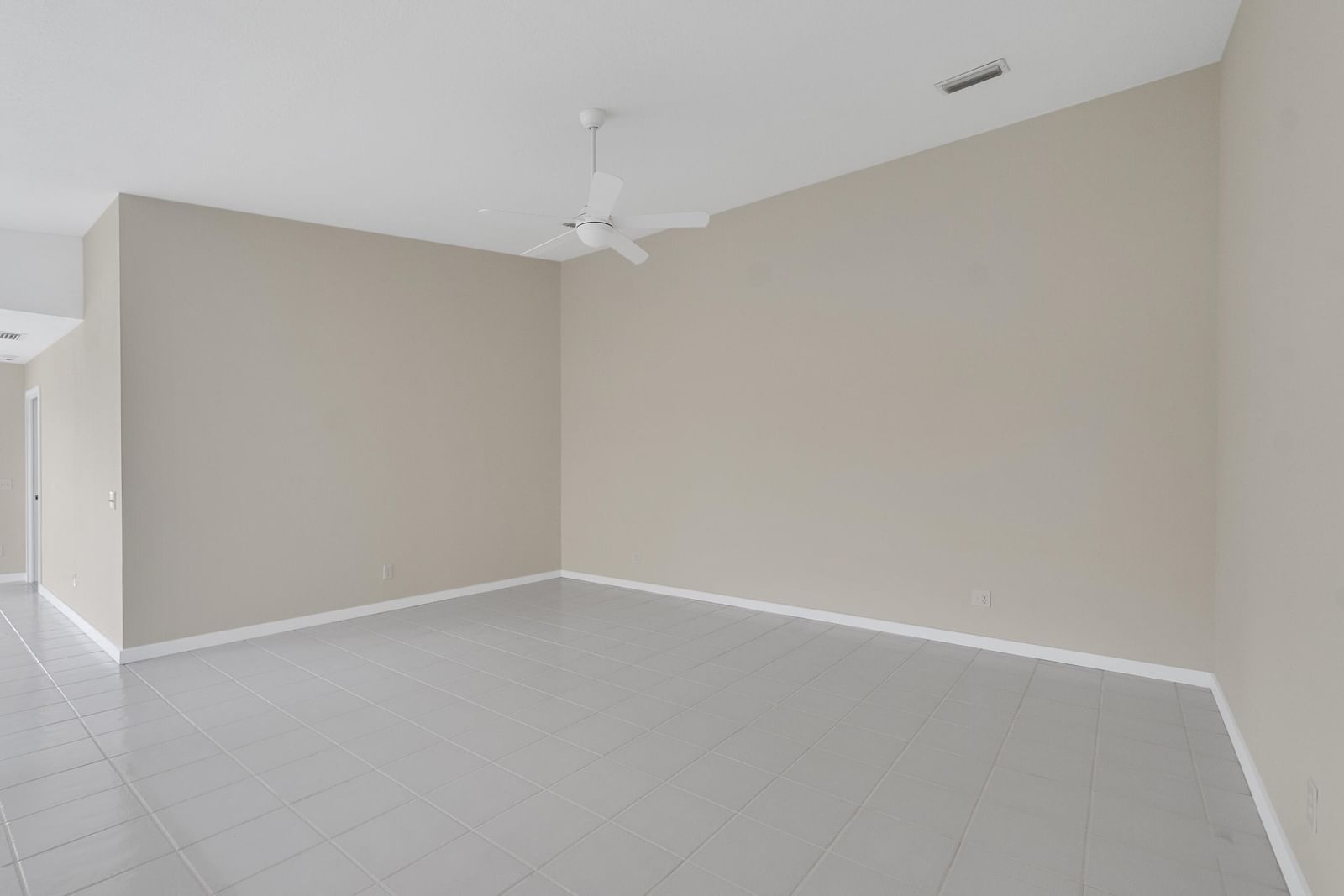 1256 NW Bentley Circle #B, Port St Lucie, FL 34986 photo 5