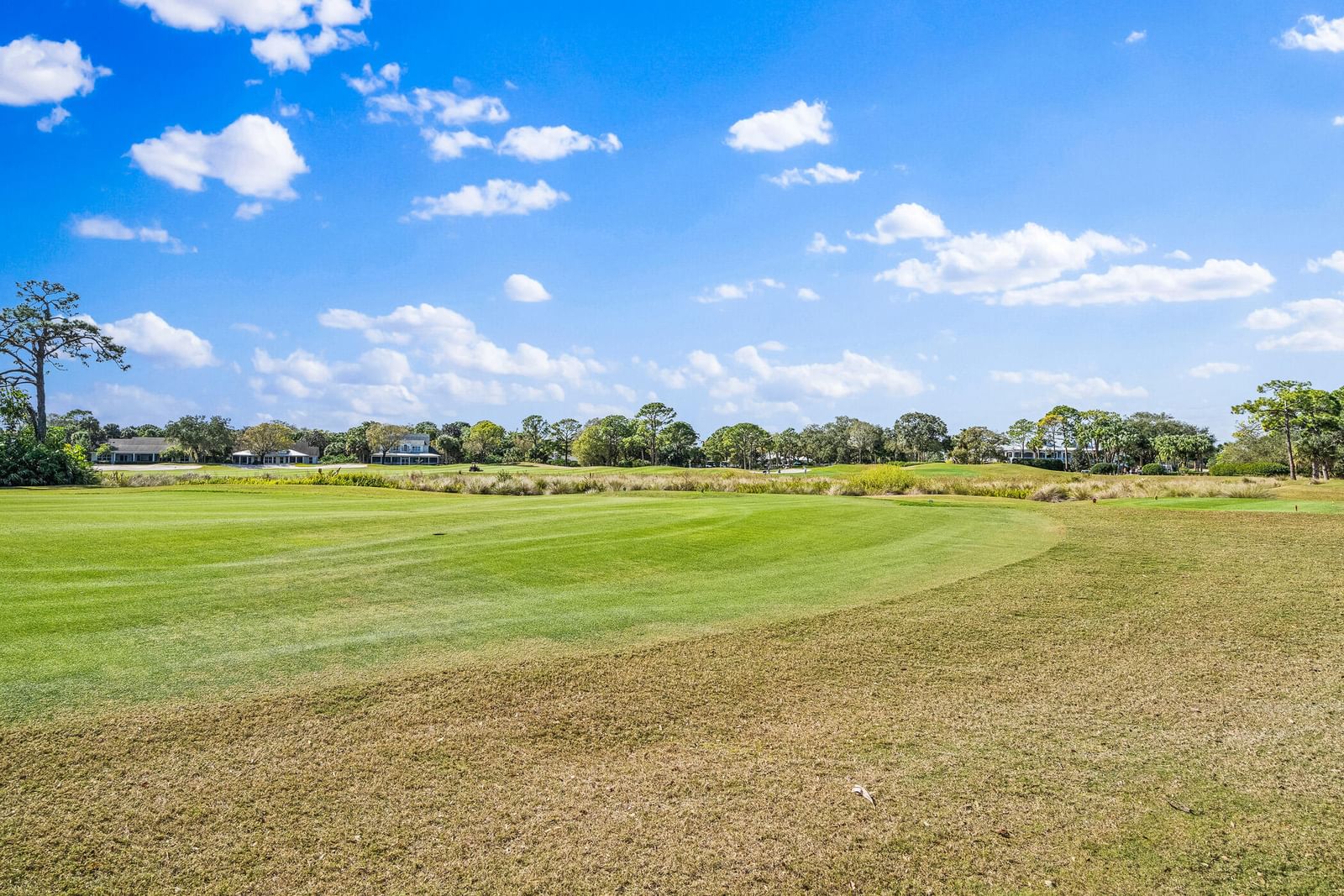 747 Hampton Woods Lane SW, Vero Beach, FL 32962 photo 3