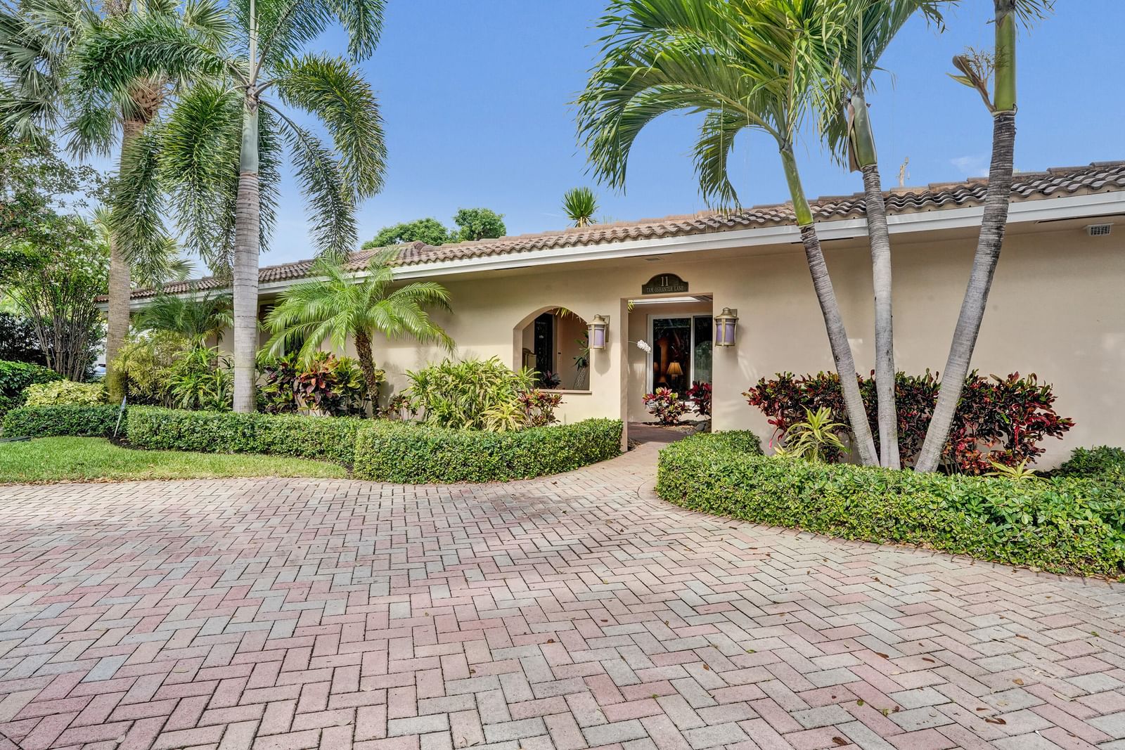 11 Tam O'shanter Lane, Fort Lauderdale, FL 33308 photo 2