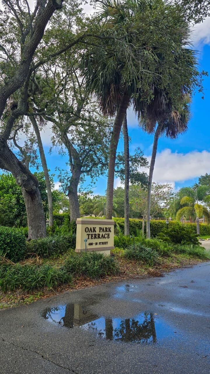 400 18th Street #D, Vero Beach, FL 32960 photo 2