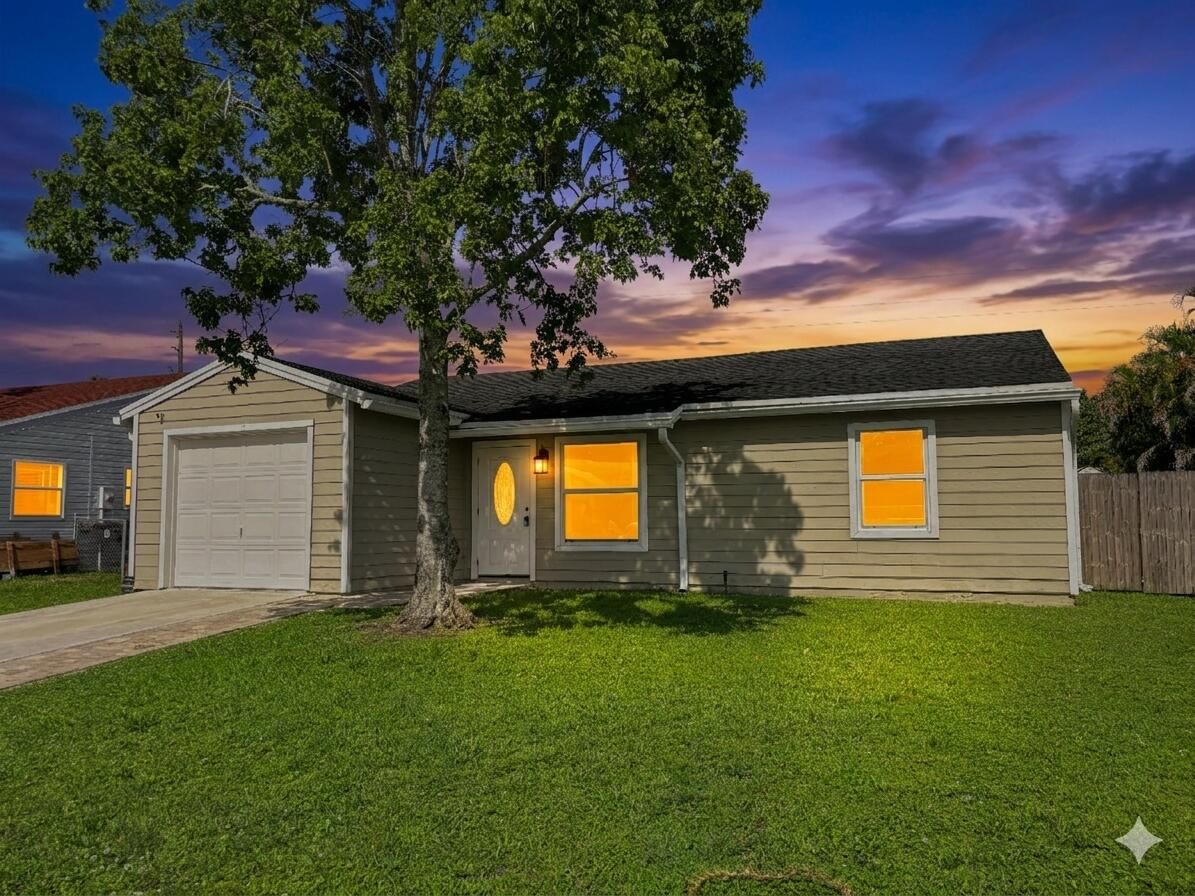 5258 Canal Circle W, Lake Worth, FL 33467 photo 2