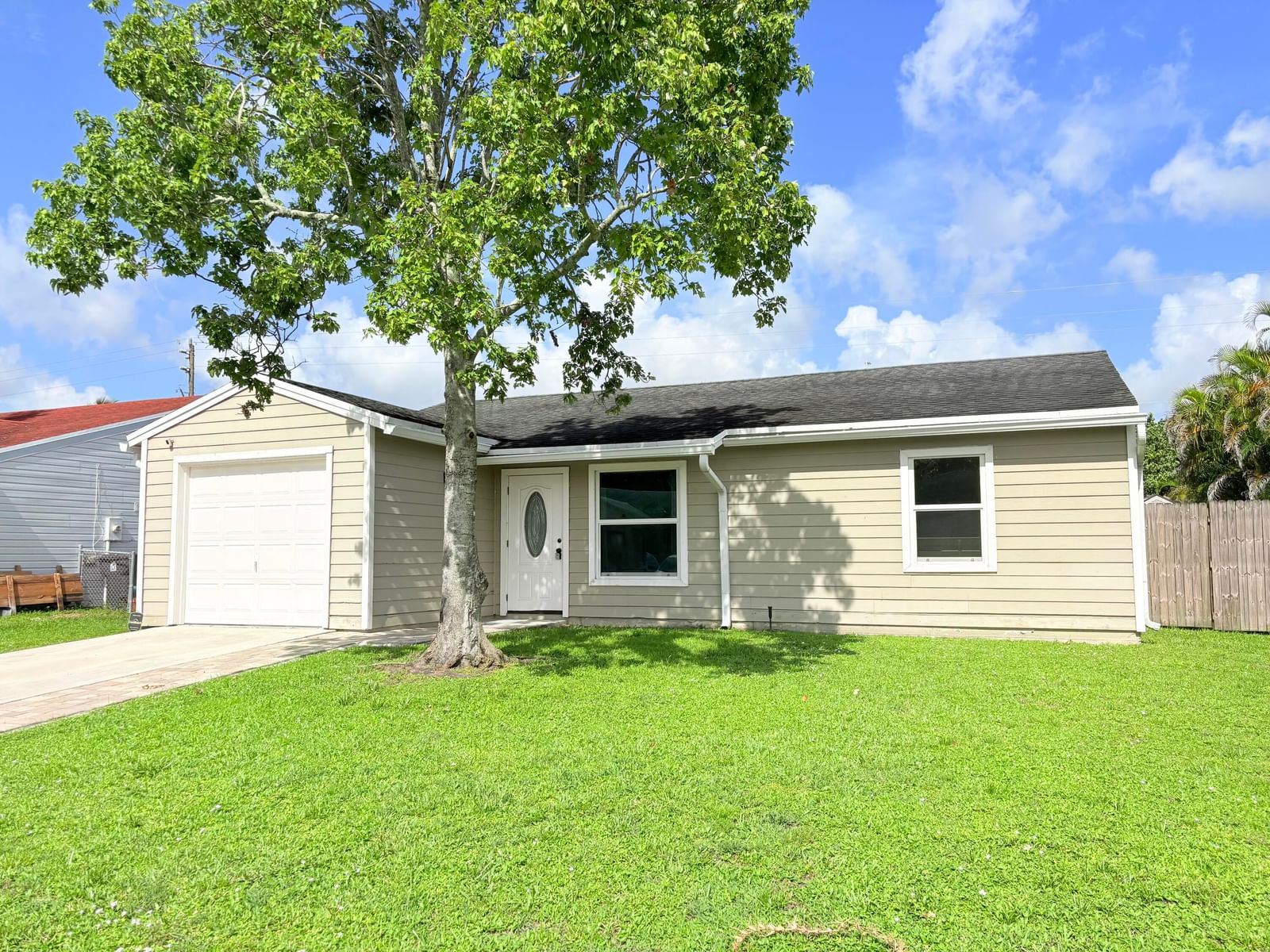 5258 Canal Circle W, Lake Worth, FL 33467 photo 4