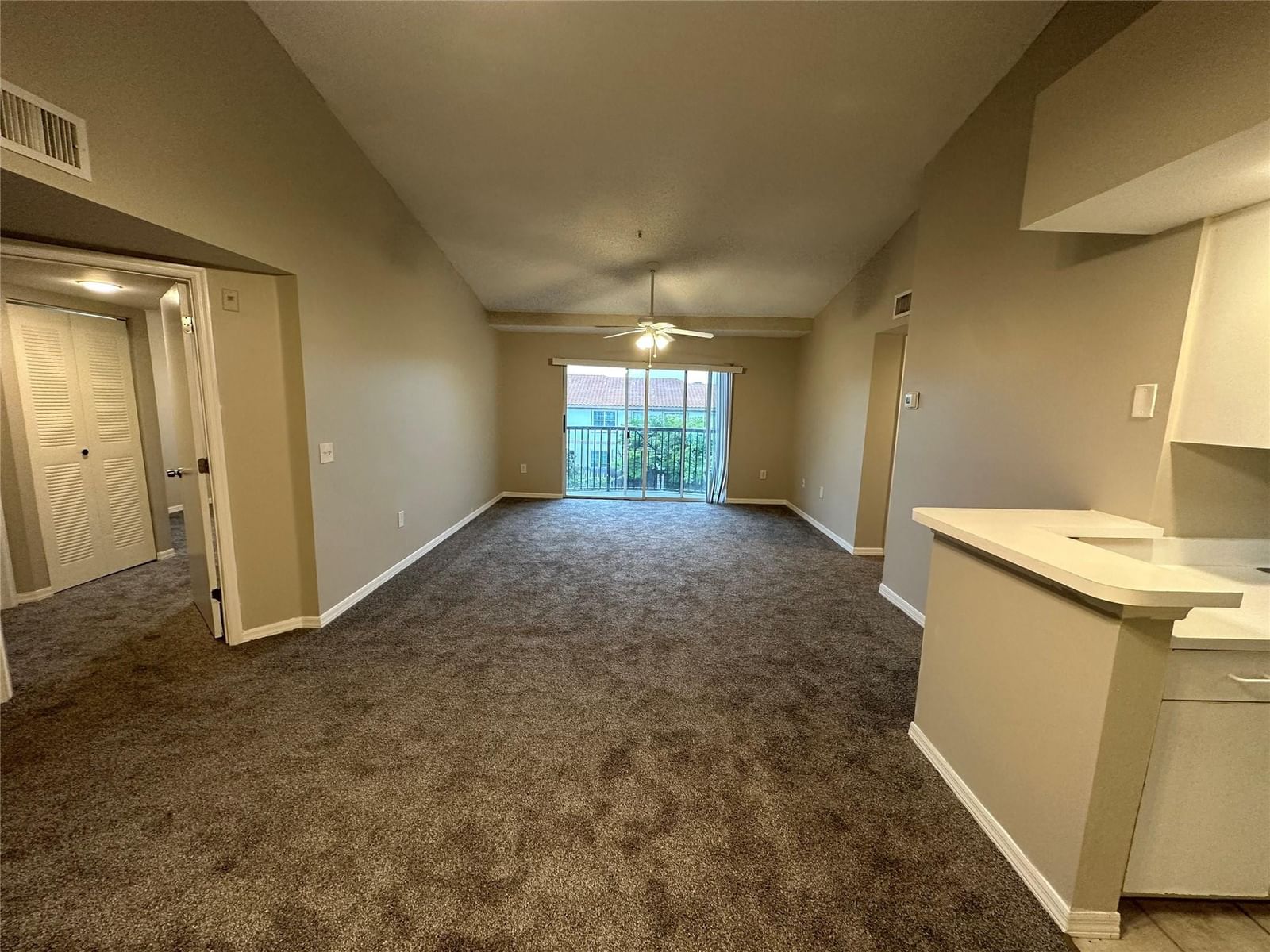 4199 N Haverhill Road #113, West Palm Beach, FL 33417 photo 3
