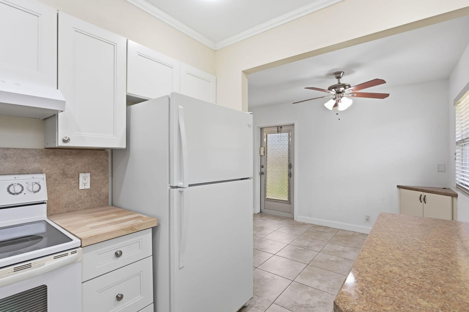 164 Seville G, Delray Beach, FL 33446 photo 3
