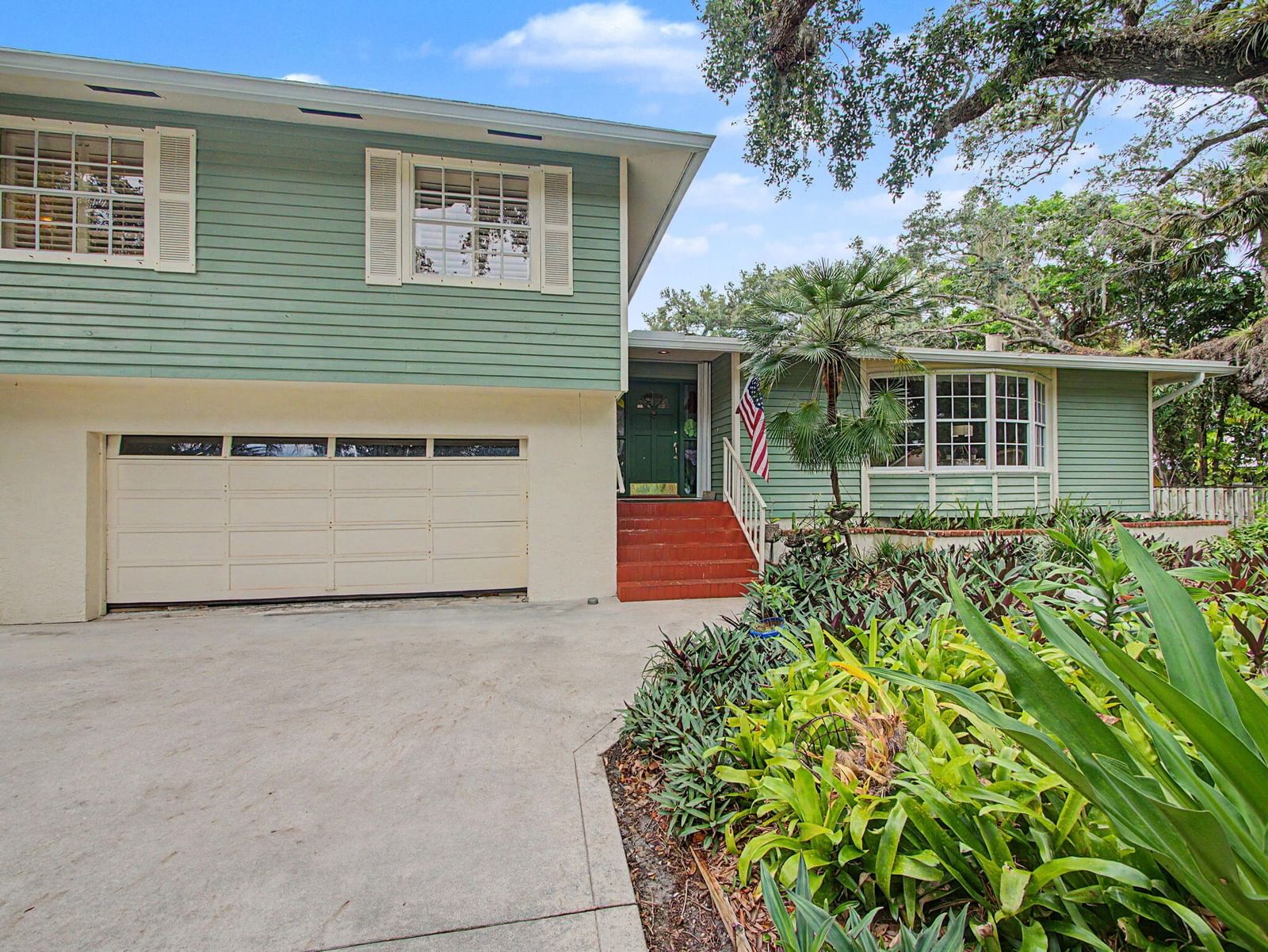 14 Emarita Way, Sewalls Point, FL 34996 photo 4