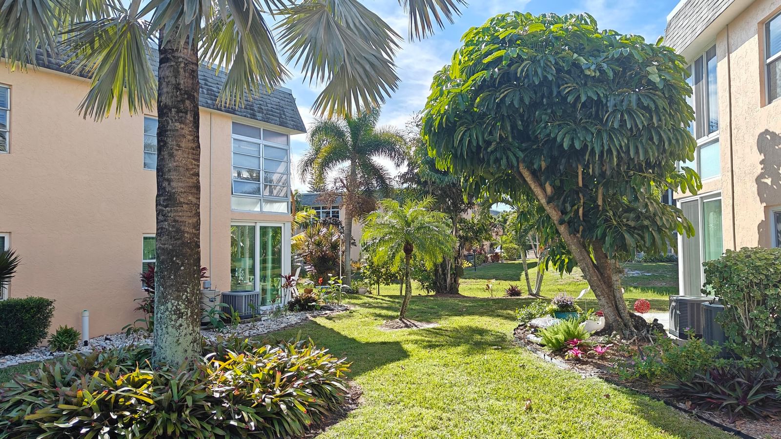 2950 SE Ocean Boulevard #37-6, Stuart, FL 34996 photo 4