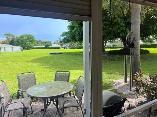 5452 Poppy Place #B, Delray Beach, FL 33484 photo 2