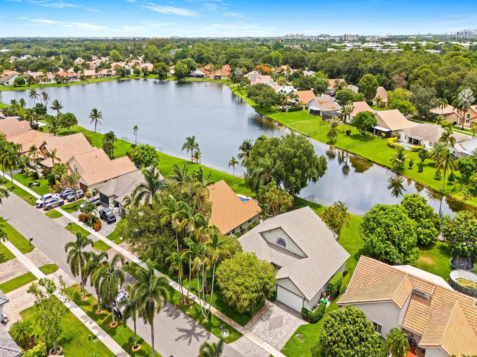 1750 W Oak Knoll Circle, Davie, FL 33324 photo 3