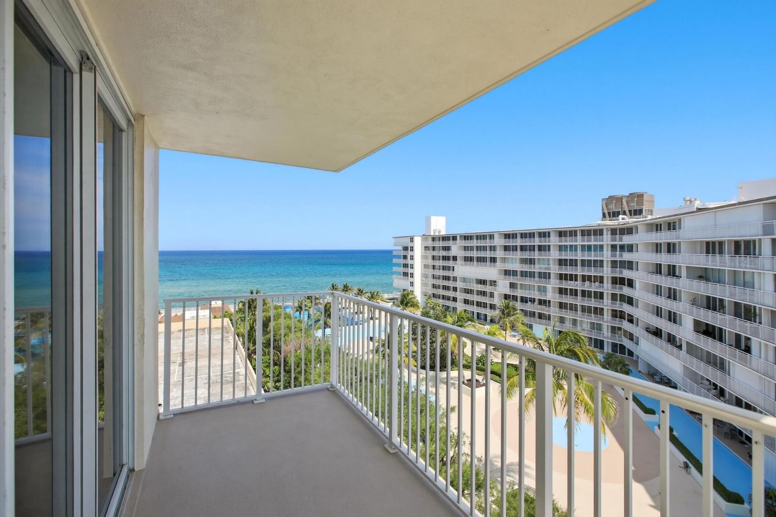 3540 S Ocean Boulevard BLVD #808w, South Palm Beach, FL 33480 photo 2