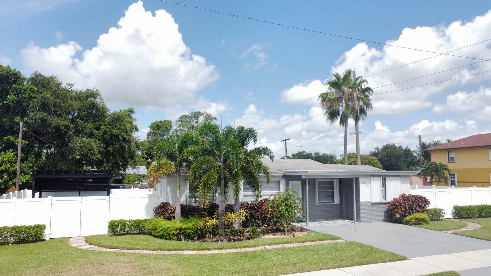 702 SW 1st Street, Delray Beach, FL 33444 photo 5