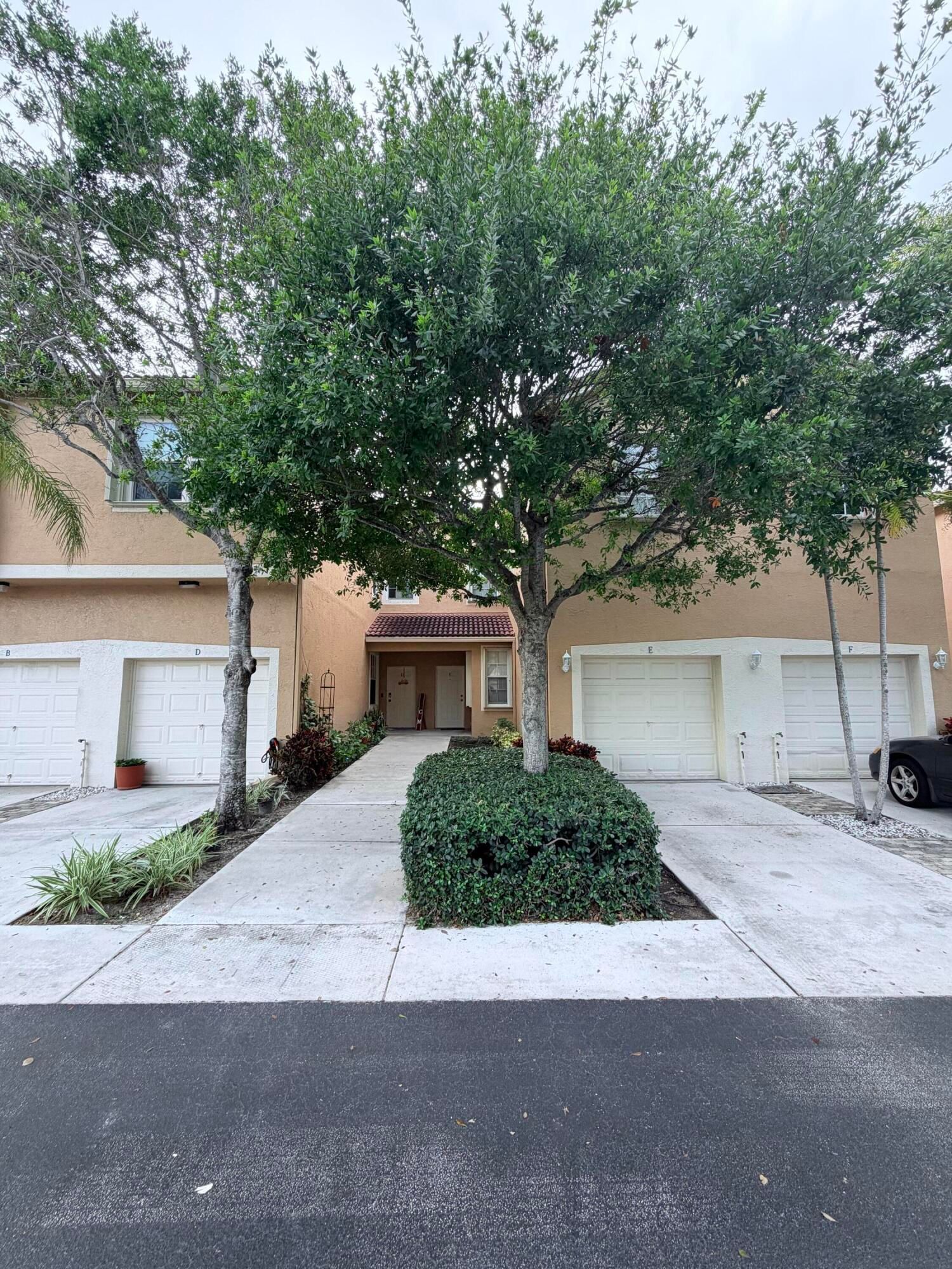 154 Village Boulevard #E, Tequesta, FL 33469 photo 2