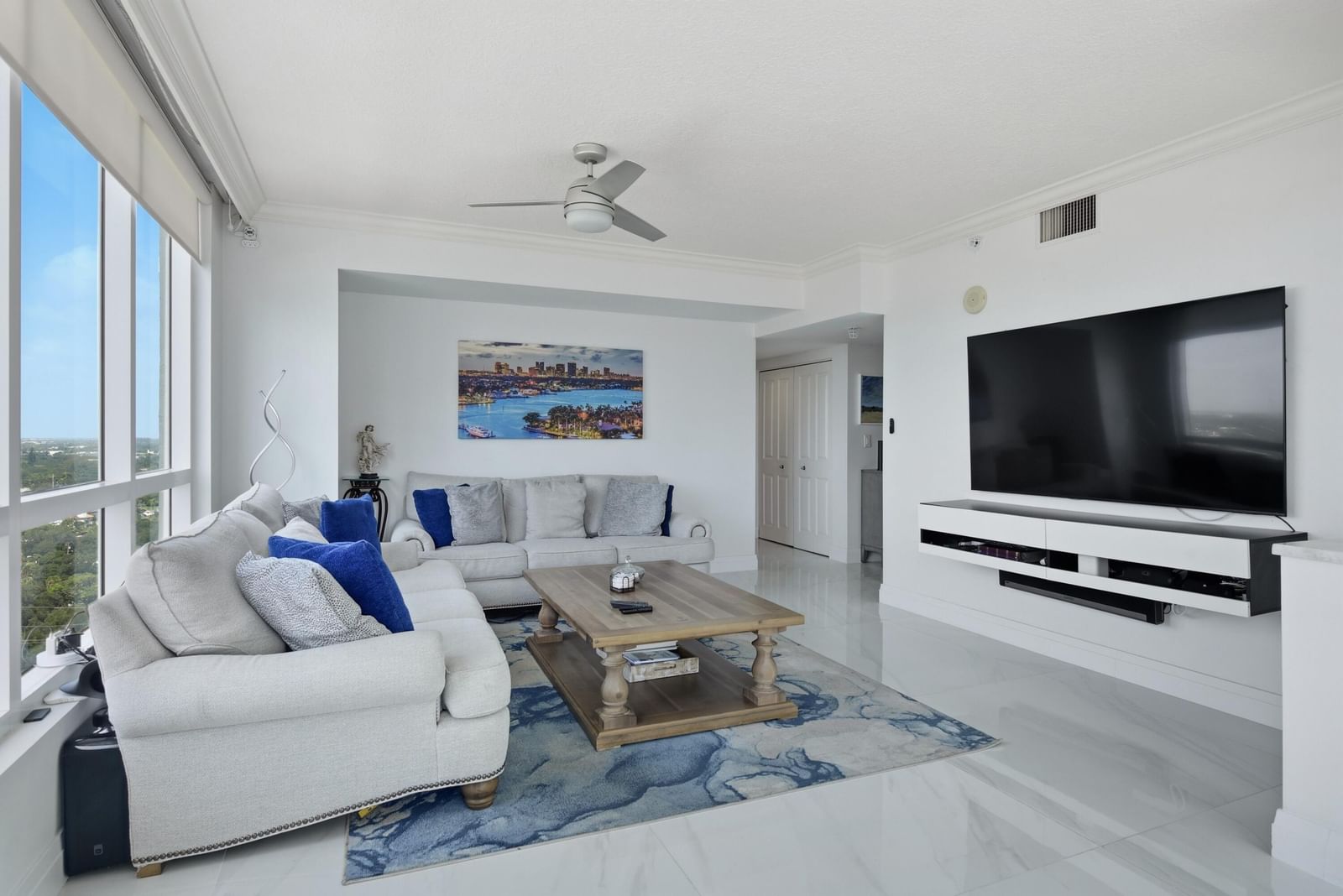 600 W Las Olas Boulevard #1808s, Fort Lauderdale, FL 33312 photo 2