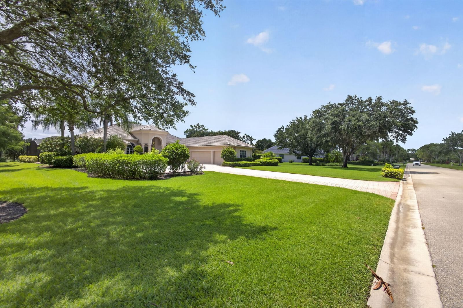 8055 Woodsmuir Drive, West Palm Beach, FL 33412 photo 2