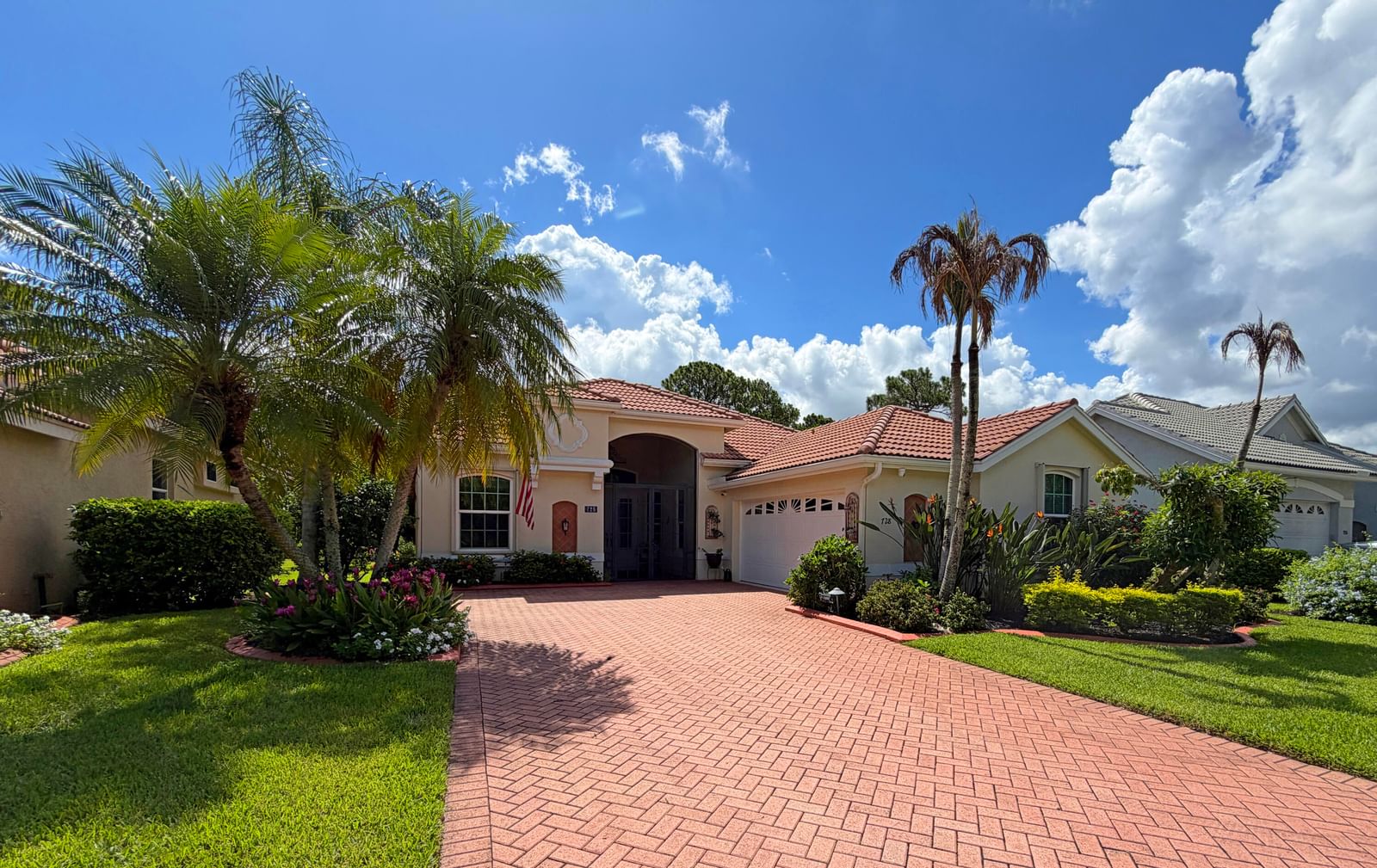 728 SW Lake Charles Circle, Port St Lucie, FL 34986 photo 2