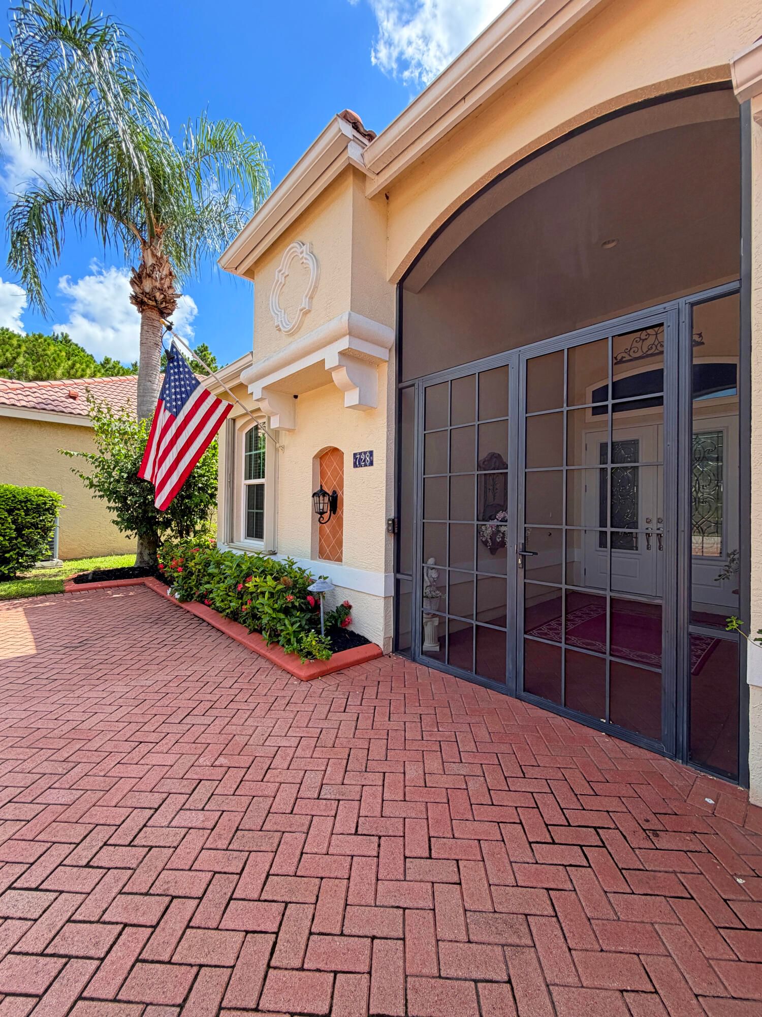 728 SW Lake Charles Circle, Port St Lucie, FL 34986 photo 5