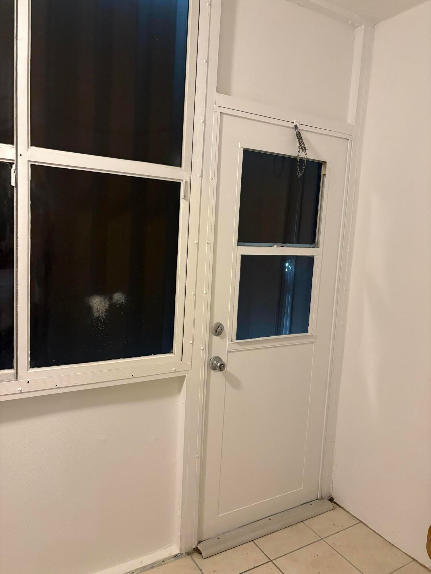 200 Berkshire J, West Palm Beach, FL 33417 photo 4