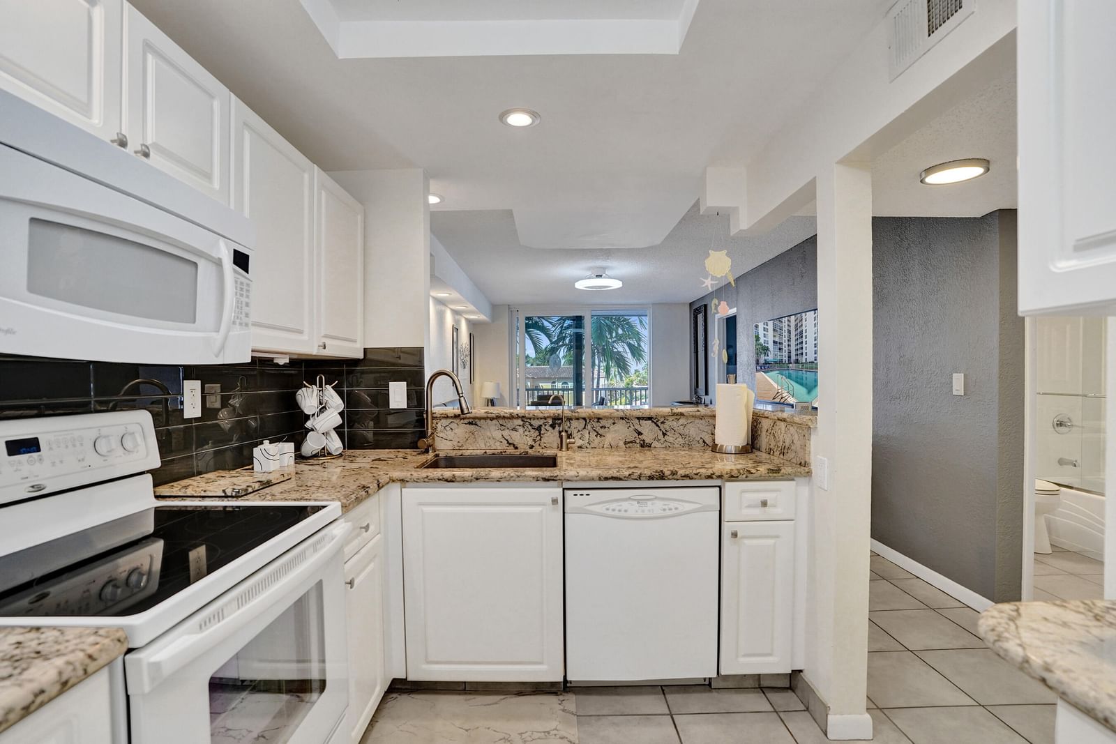 1391 S OCEAN Boulevard #309, Pompano Beach, FL 33062 photo 2