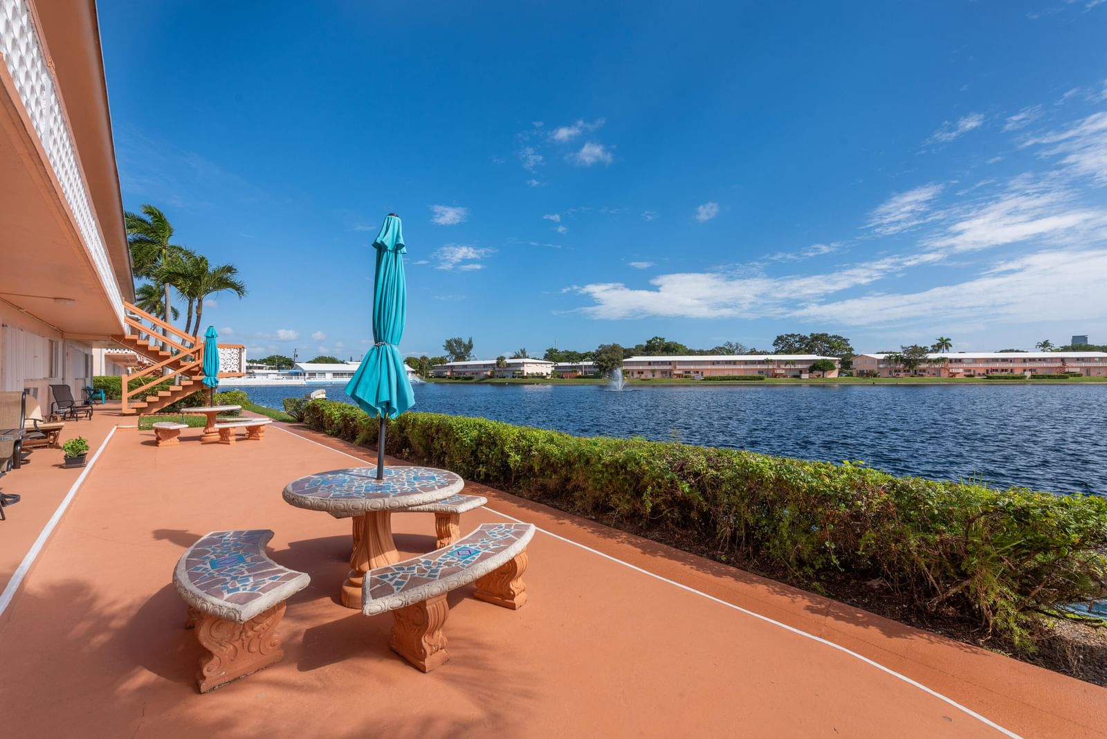 925 SW 11th Avenue #3j, Hallandale, FL 33009 photo 2