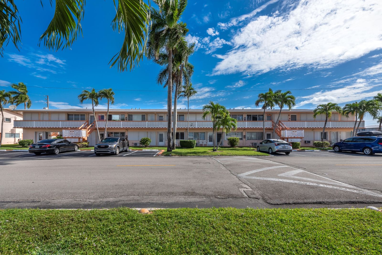 925 SW 11th Avenue #3j, Hallandale, FL 33009 photo 3